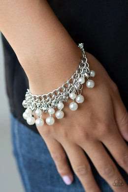 Duchess Diva White Pearl Heart Bracelet Paparazzi Accessories