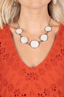 Santa Fe Flats White Stone Necklace Paparazzi Accessories