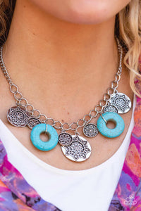 blue,crackle stone,floral,short necklace,turquoise,Western Zen Blue Stone Necklace
