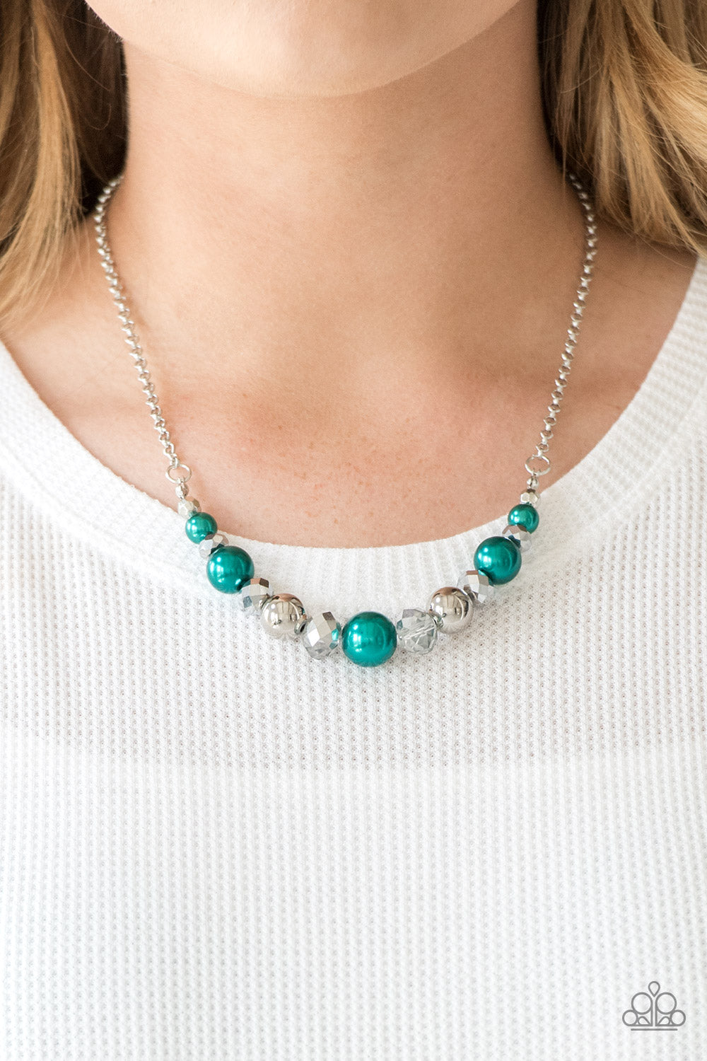 The Big Leaguer Green Necklace Paparazzi Accessories