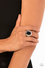 Load image into Gallery viewer, Deal or Noir Deal Black Ring Paparazzi Accessories