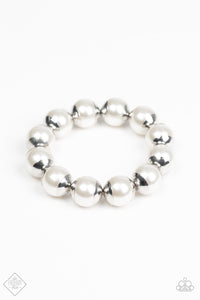 fashion fix,Pearls,stretchy,white,One Woman Show-STOPPER White Pearl Bracelet