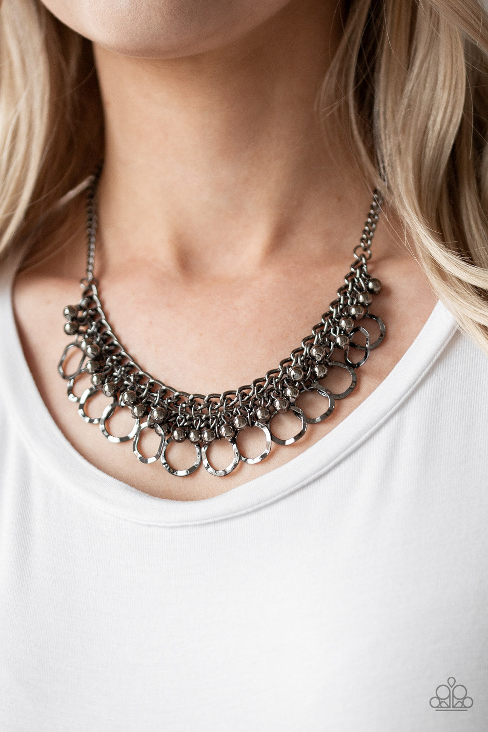 Ring Leader Radiance Black Gunmetal Necklace Paparazzi Accessories
