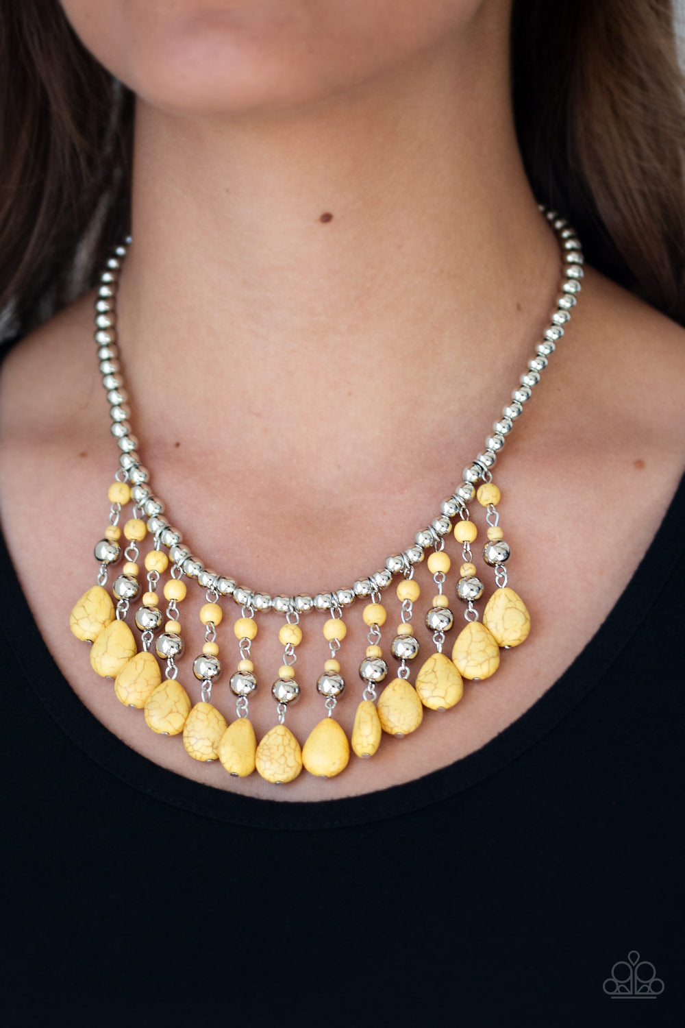 PAPARAZZI DESERT DAWN - YELLOW SANDSTONE NECKLACE – Bee's Bling Bash