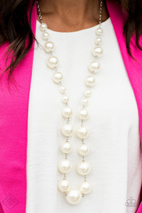 long necklace,Pearls,rhinestones,Fiercely 5th Avenue Complete Trend Blend 0319