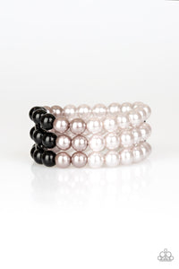 black,Pearls,stretchy,Central Park Celebrity Black Pearl Bracelet