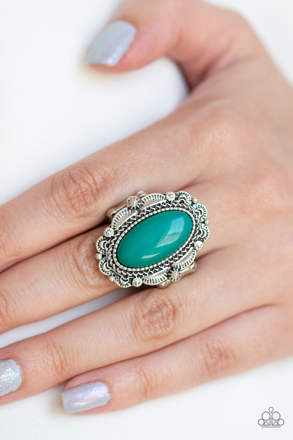 Malibu Majestic Green Ring Paparazzi Accessories