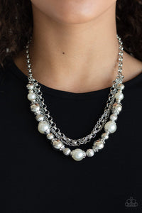 Pearls,short necklace,white,5th Avenue Romance - White Pearl Necklace