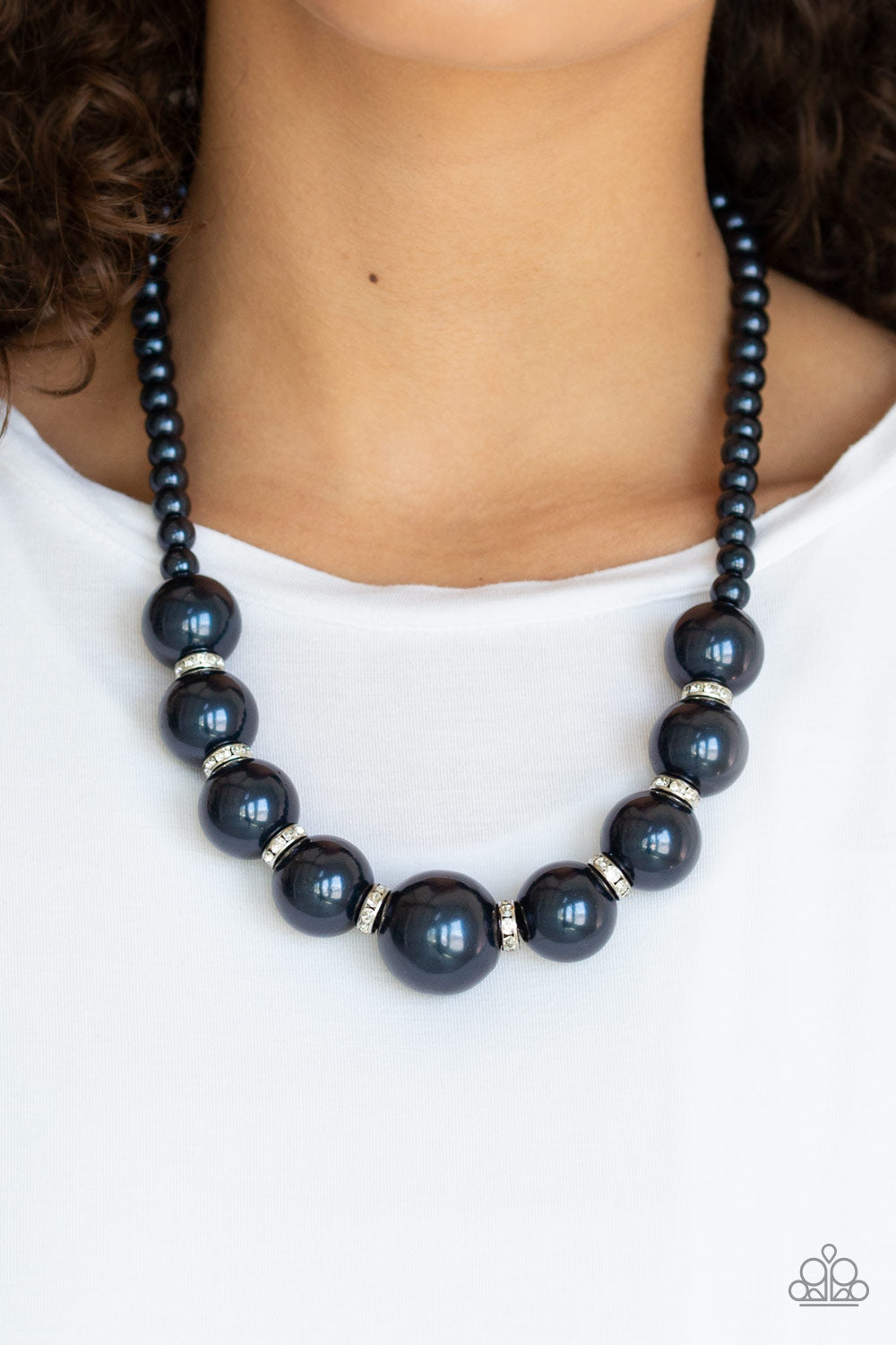 Soho Socialite Blue Pearl Necklace Paparazzi Accessories