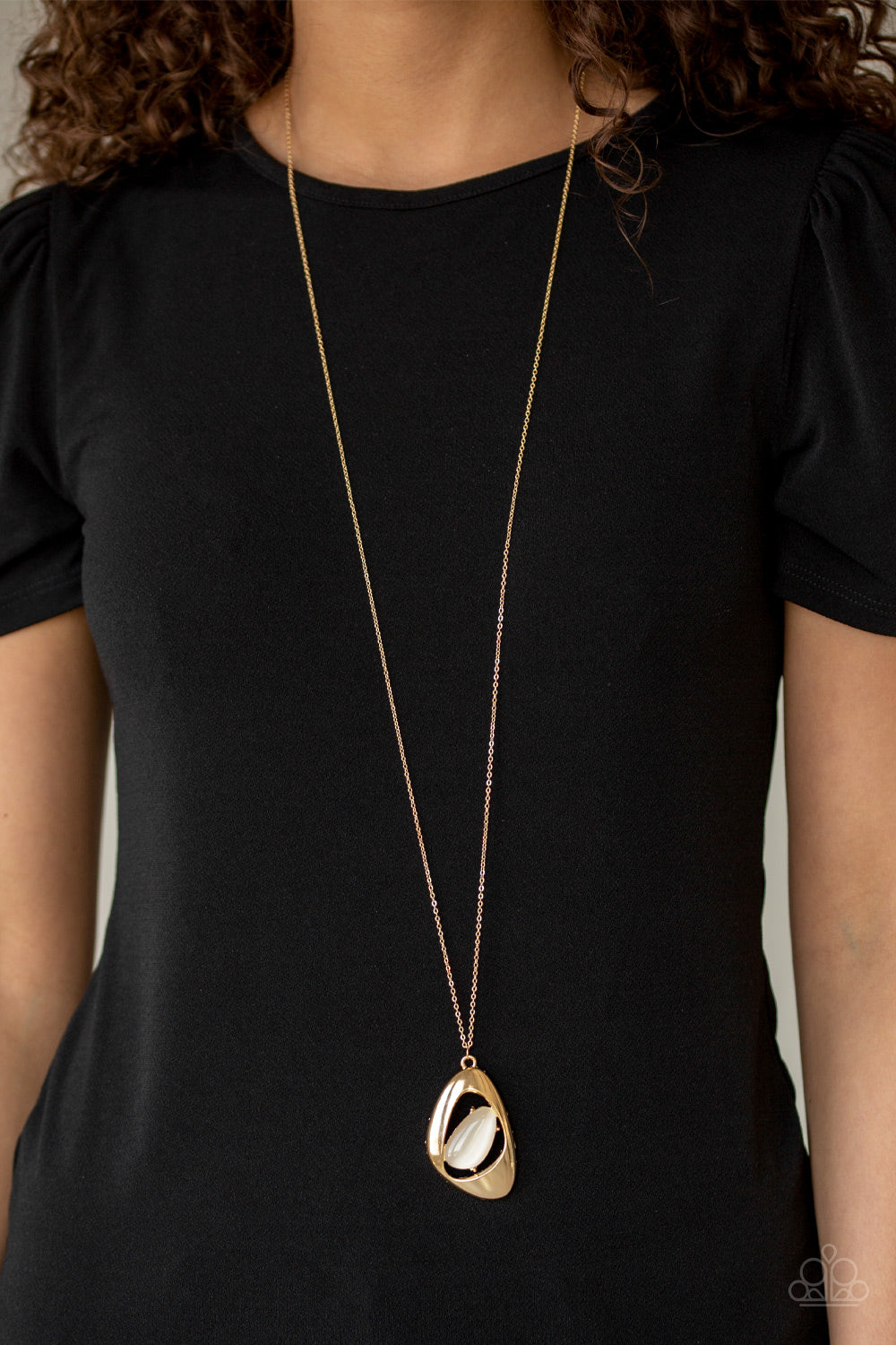 Asymmetrical Bliss Gold Necklace Paparazzi Accessories
