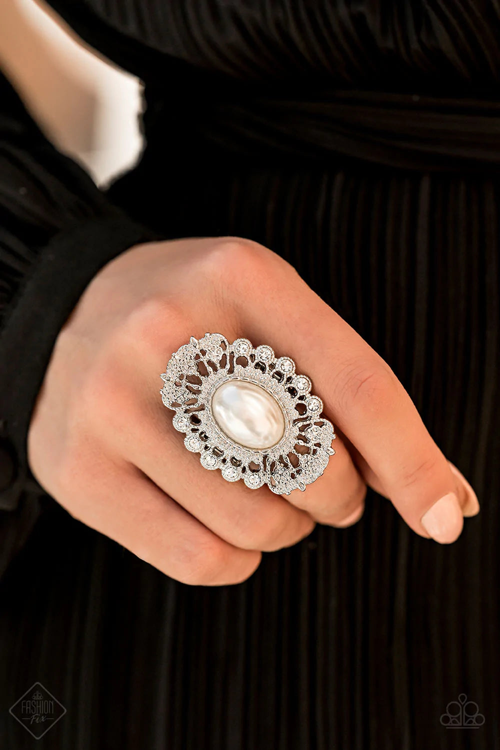 Radiantly Regal White Pearl Ring Paparazzi Accessories