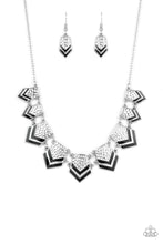 Load image into Gallery viewer, Pack Princess Black Necklace Paparazzi Accessories