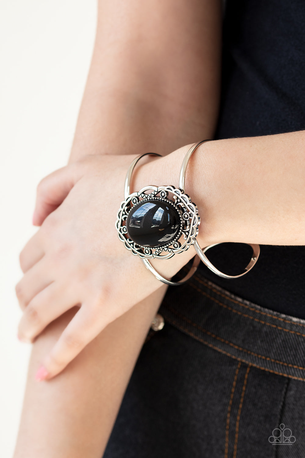 Vibrantly Vibrant Black Stone Cuff Bracelet Paparazzi Accessories