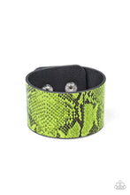 Load image into Gallery viewer, Its A Jungle Out There Green Bracelet Paparazzi Accessories