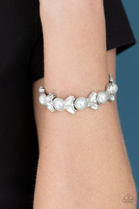 rhinestones,white,Opulent Oasis White Bracelet