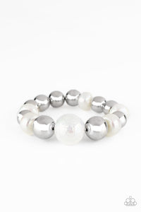 iridescent,Pearls,silver,stretchy,white,Starstruck Shimmer - White Iridescent Pearl Bracelet