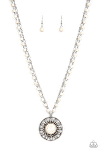 crackle stone,short necklace,white,Sahara Suburb - White Crackle Stone Necklace