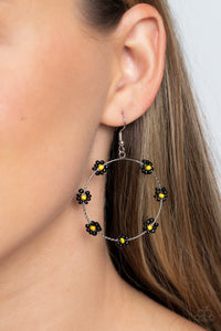 black,fishhook,floral,seed bead,Dainty Daisies - Black Seed Bead Earrings