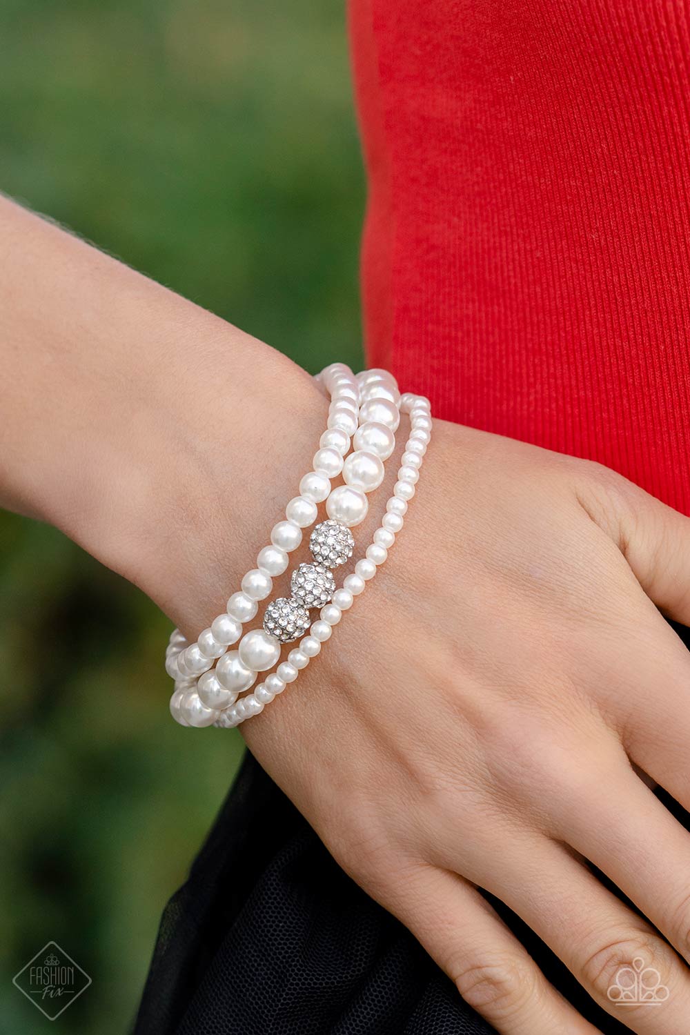 Show Soprano White Pearl Stretchy Bracelet Paparazzi Accessories