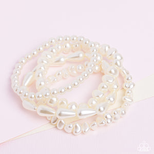 pearls,stretchy,white,Gossip PEARL - White Pearl Stretchy Bracelet
