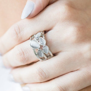 moonstone,silver,Wide Back,Dreamy Glow Silver Moonstone Ring
